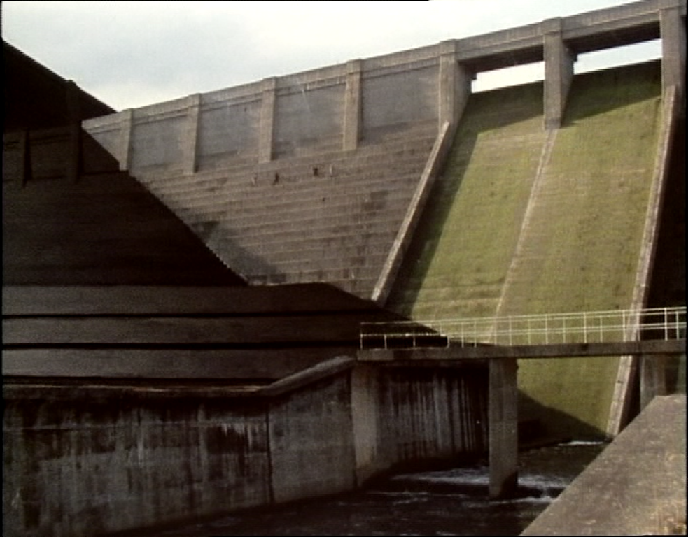wide shot of thruscross reservoir